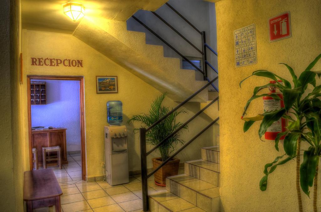 Hotel Y Posada Refugio Independencia Morelia Exterior foto